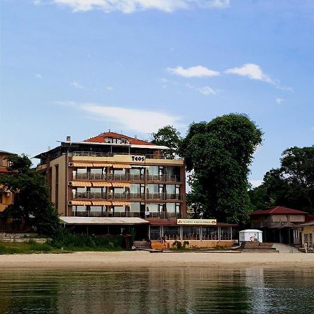 Family Hotel Teos Kiten  Exteriör bild
